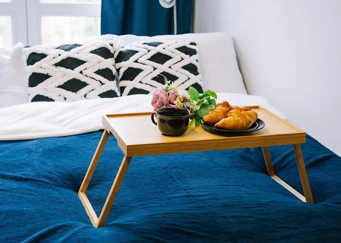 Warsaw Studio Apartment - City View, Parks Nearby By Rentujemy
